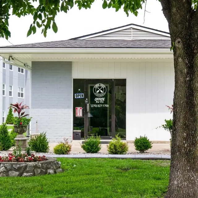 Canoe Creek - Grass, Plant, House