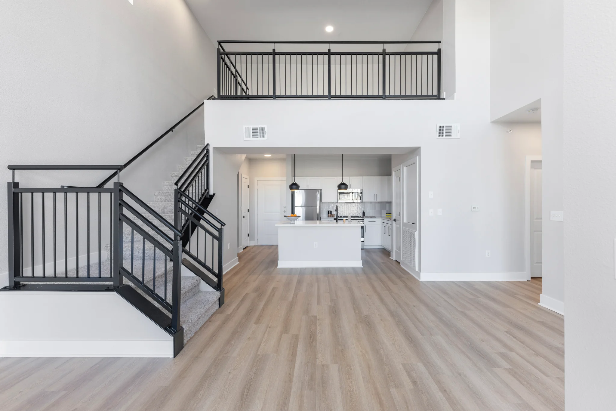 The Flats at Inverness - Indoors, Foyer, Floor