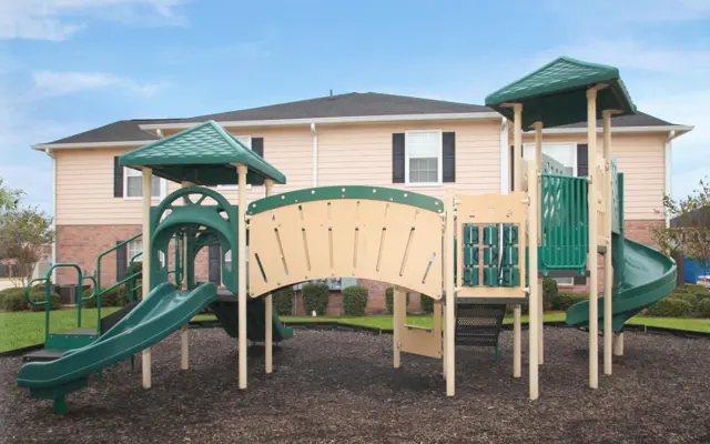 Lexington Place I II and III Lexington Place I II and III - Bench