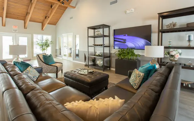 Villas at Pinecrest Lounge Villas at Pinecrest Lounge