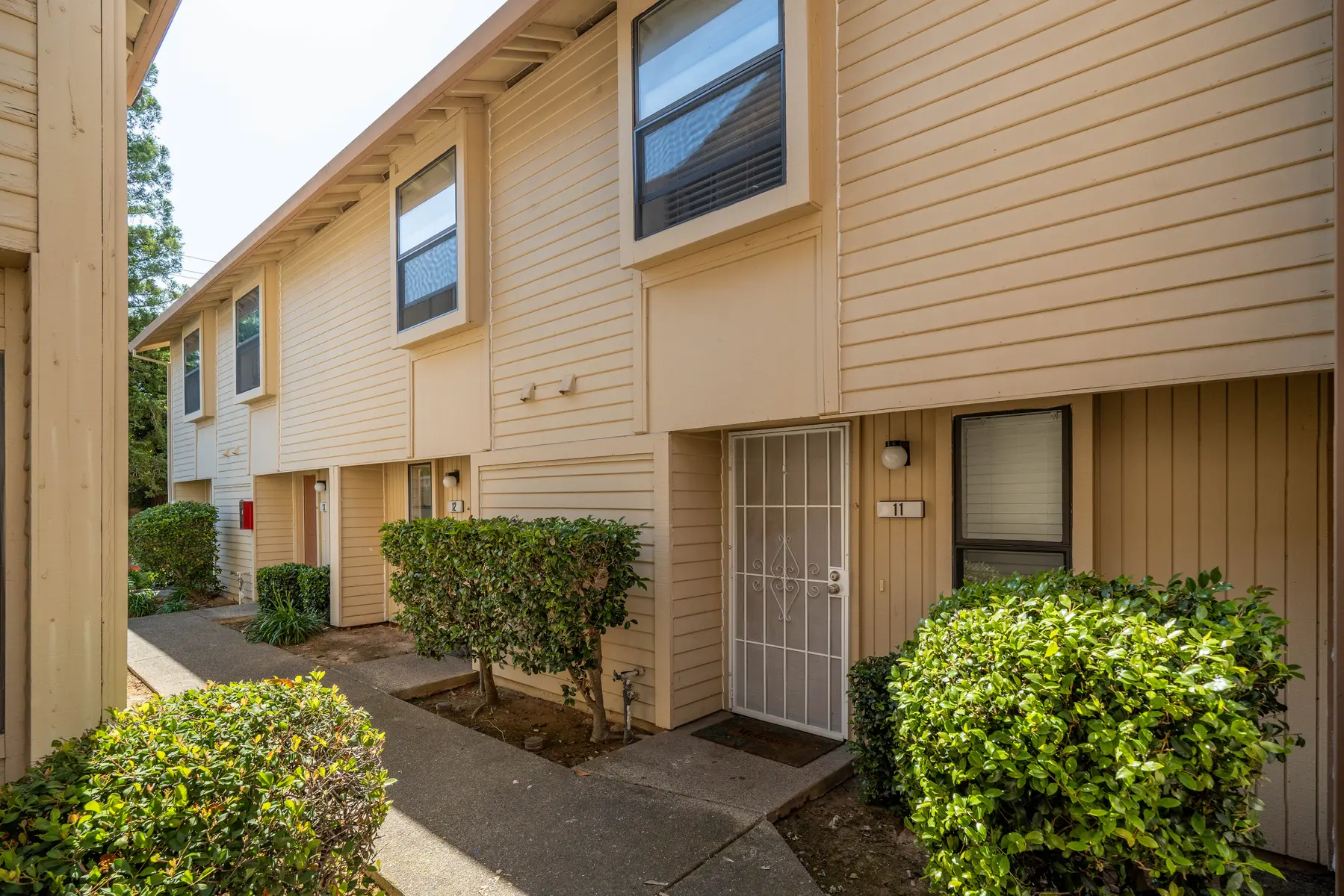 Crestview Townhomes - City, Interior Design