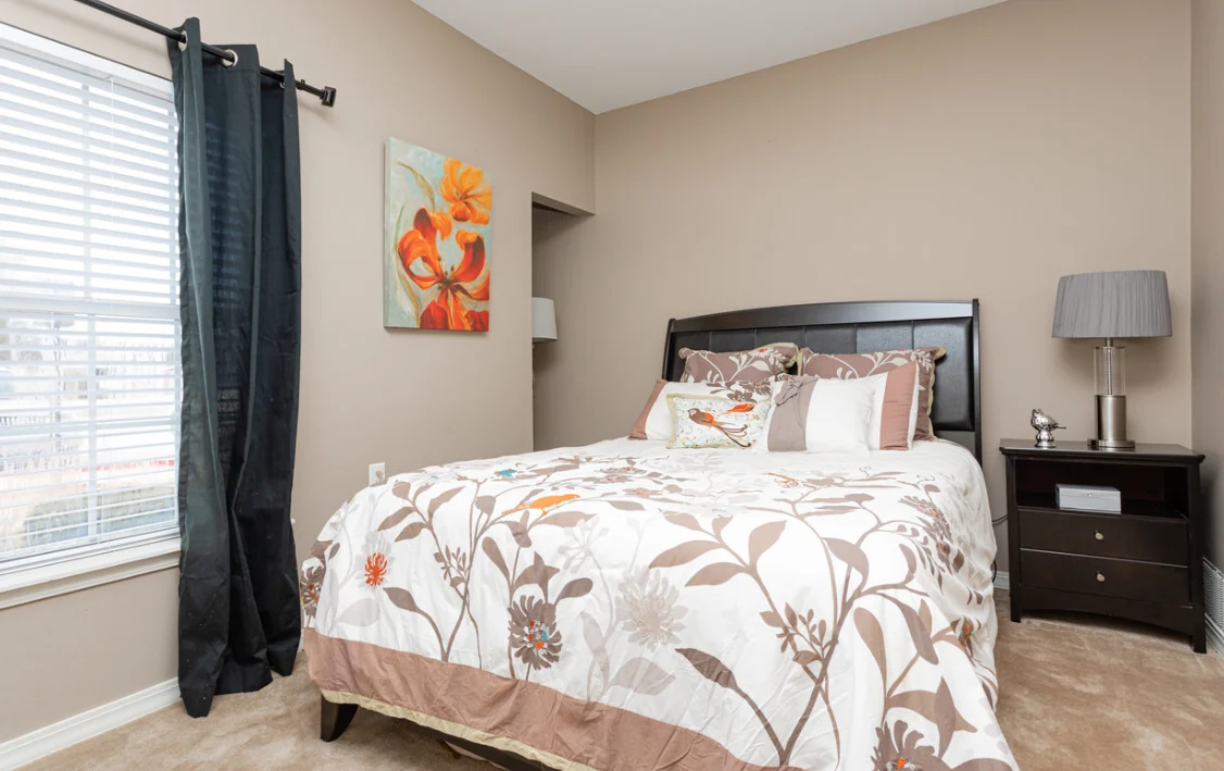 Lexington Place I  II and III - Room