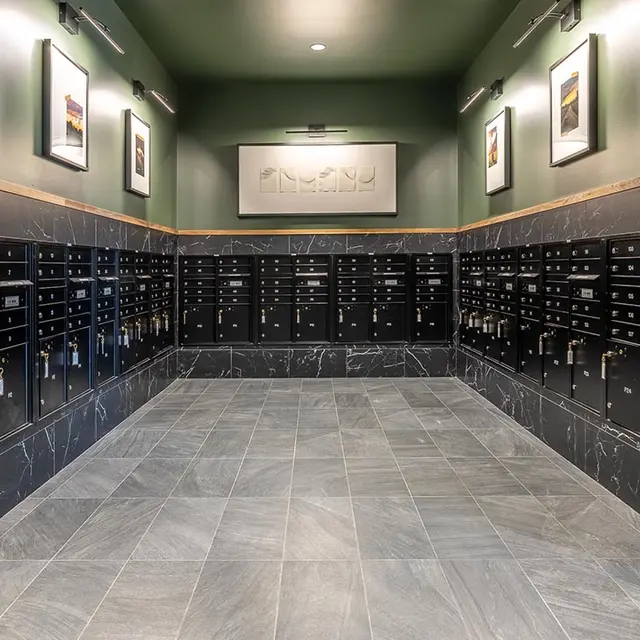 Coen & Columbia - Lobby, Room, Indoors