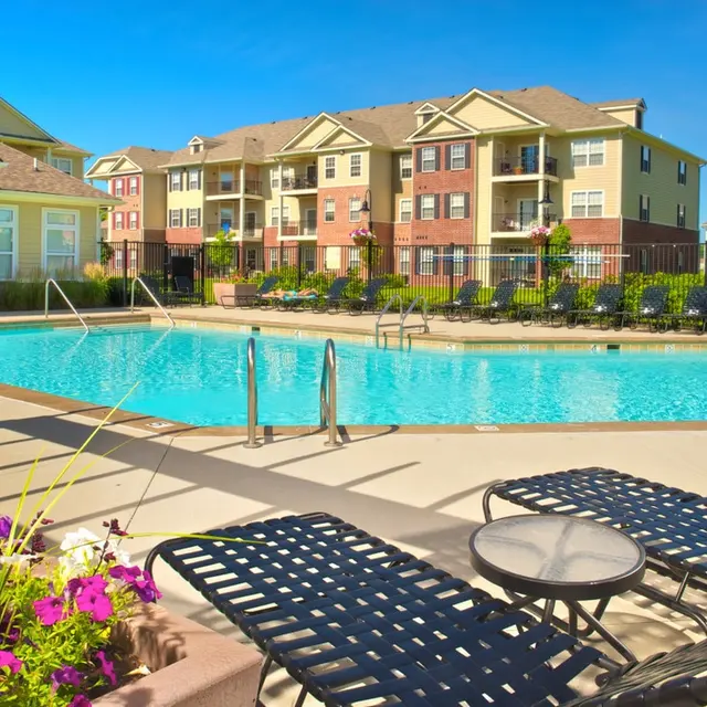 Central Park Apartments - Neighborhood, Pool, Water