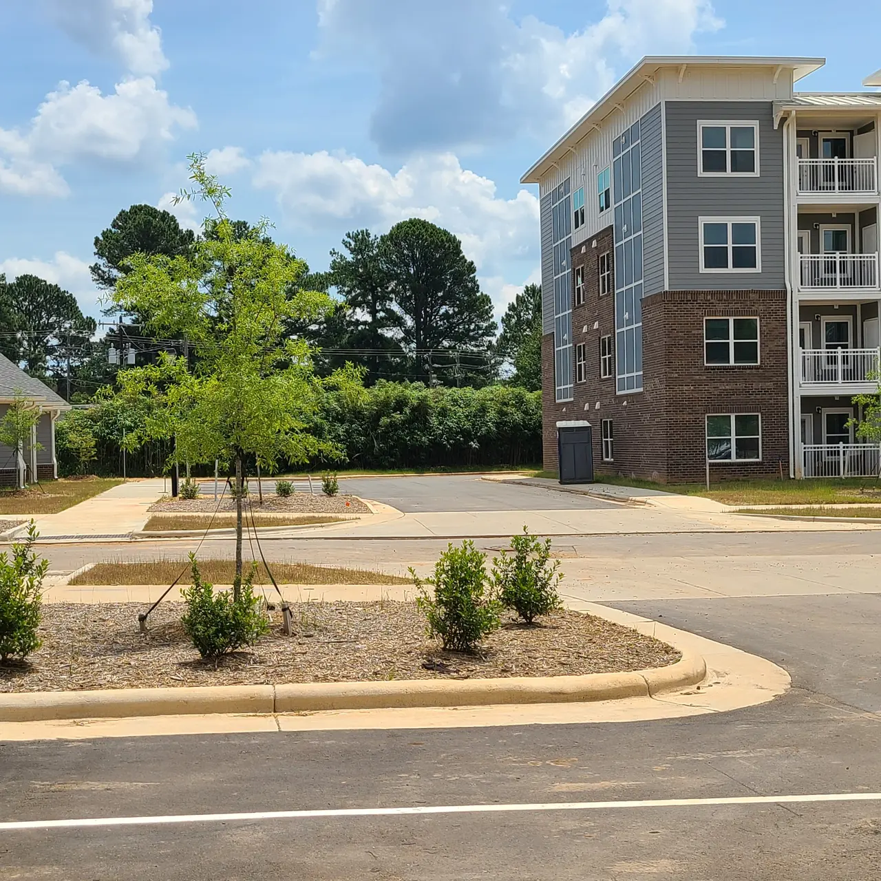 Albemarle Landing - City, Neighborhood, Condo