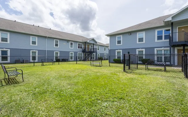 The Life at Beverly Palms The Life at Beverly Palms - Suburb, Bench, Grass