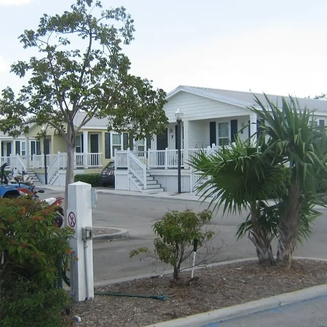 Flagler Village Apartments - Neighborhood, City, Hotel