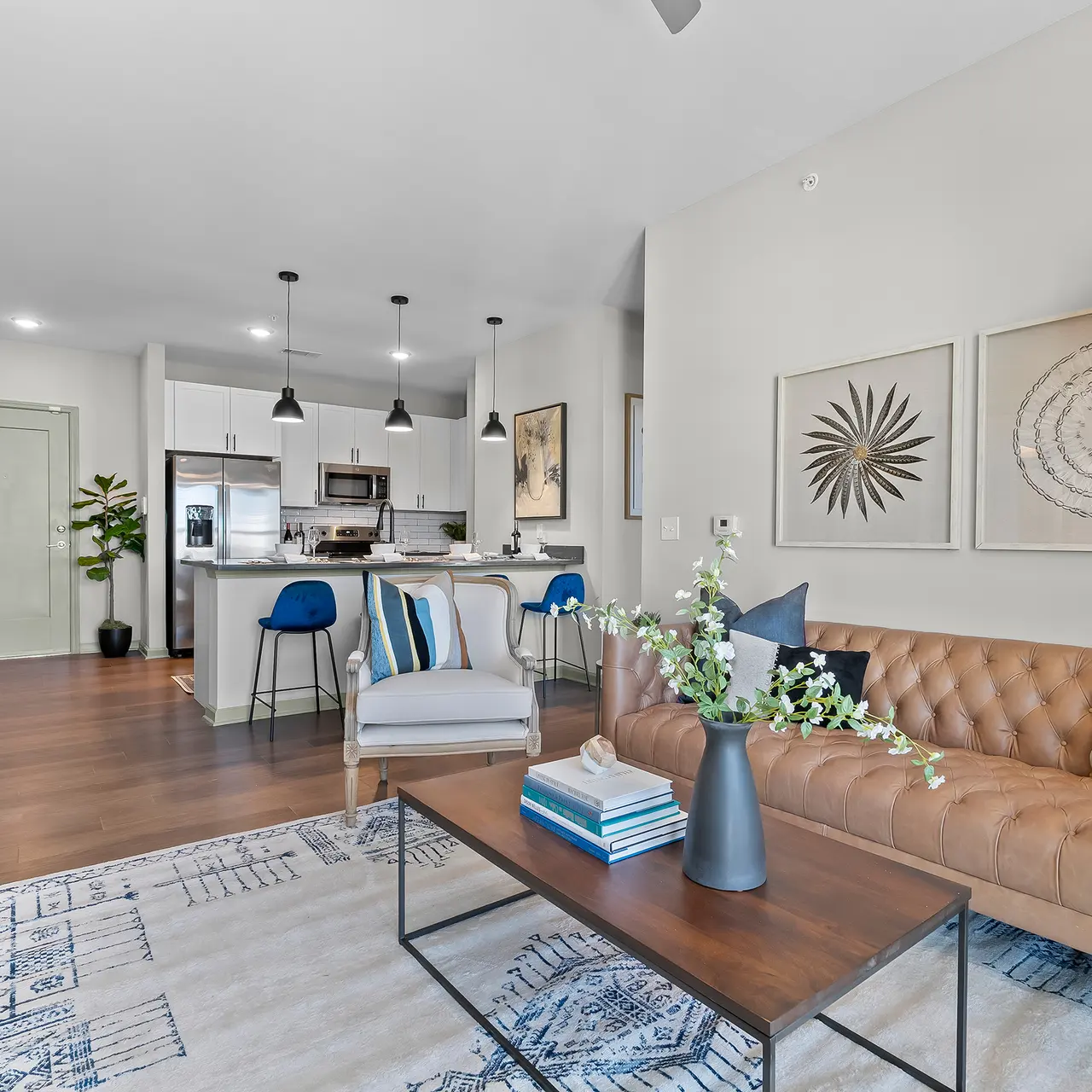 District Midtown - Home Decor, Furniture, Living Room