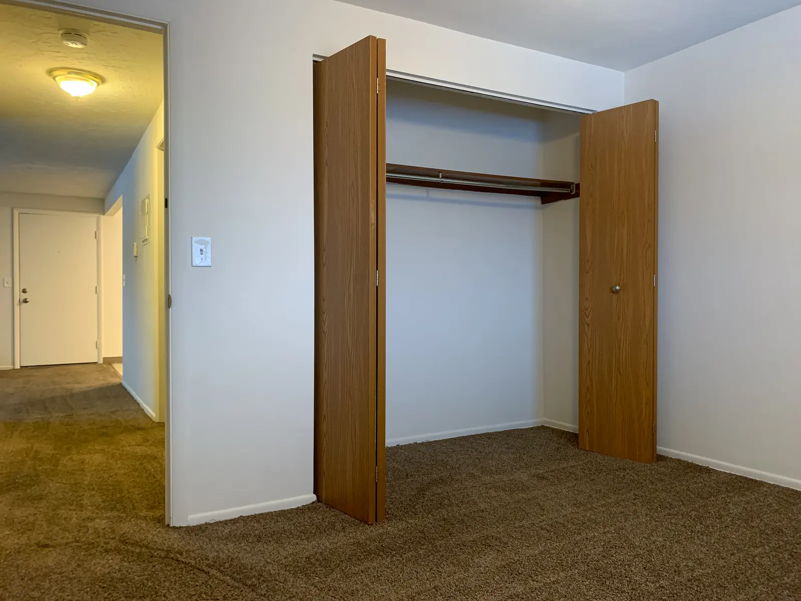 Nantucket - Corner, Indoors, Interior Design