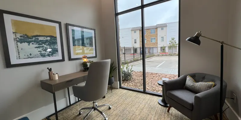 The Argonne - Working Room