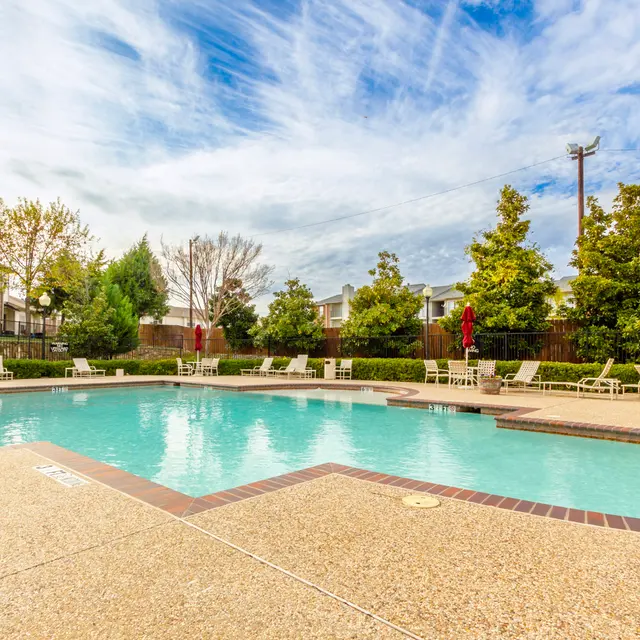 West Virginia Apartments - City, Nature, Outdoors