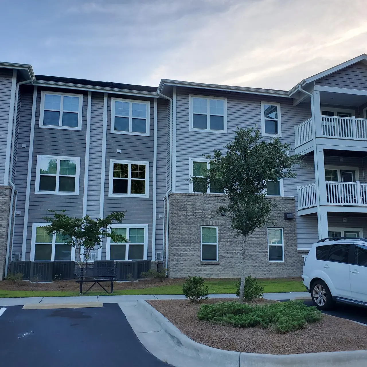 Windgate Park - City, Urban, Condo