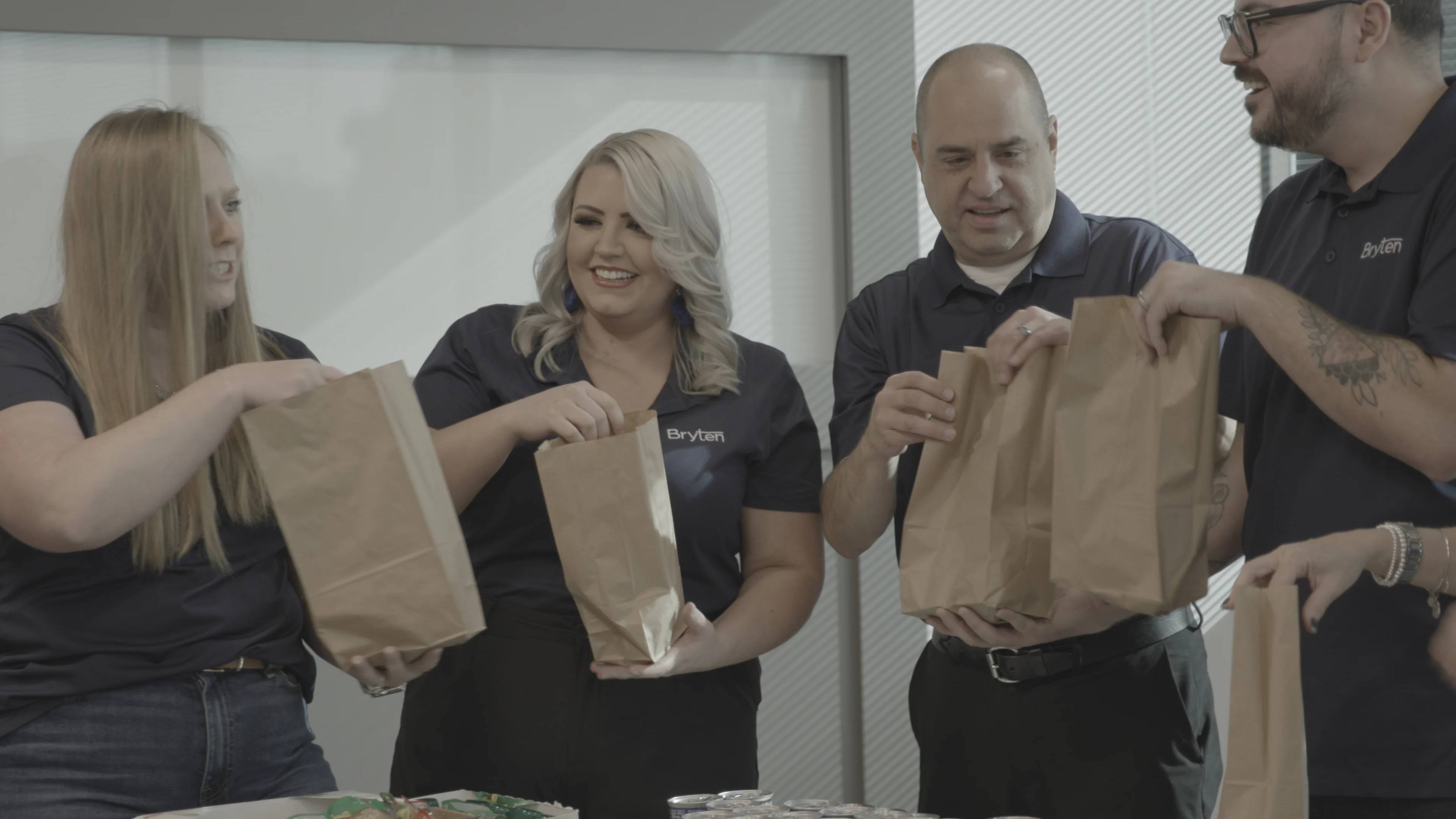 Bryten - Box, Bag, Adult