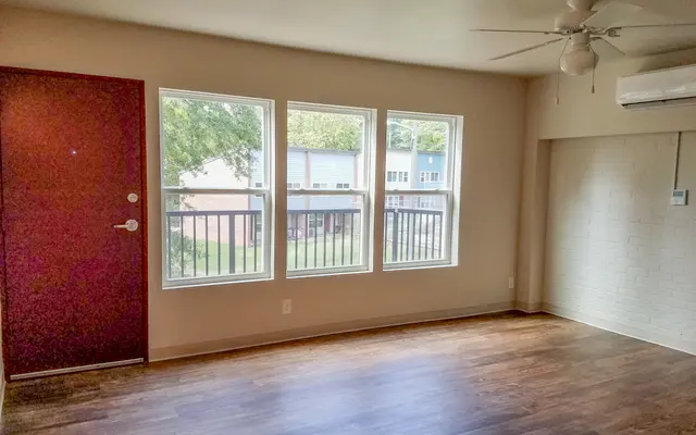 Mountain View Heights - Floor, Flooring, Indoors