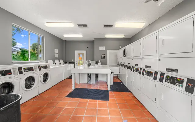 Woodsale Oaks - Laundry, Floor, Appliance