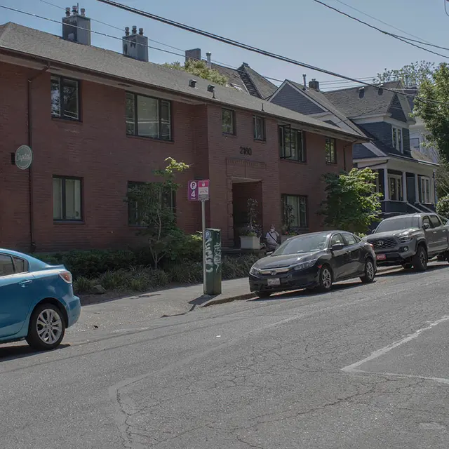 Urban Asset Advisors - Car, Tire, Spoke