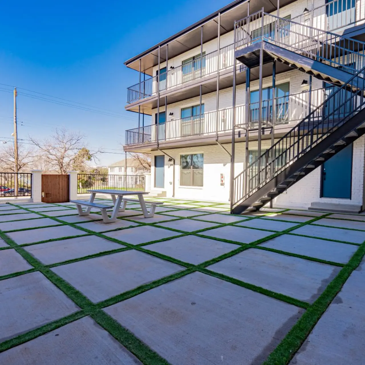 Perrin Flats Perrin Flats - City, Condo, Building