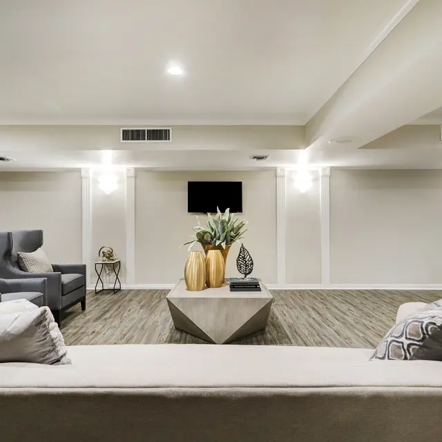 Emerson Pines - Room, Couch, Lobby