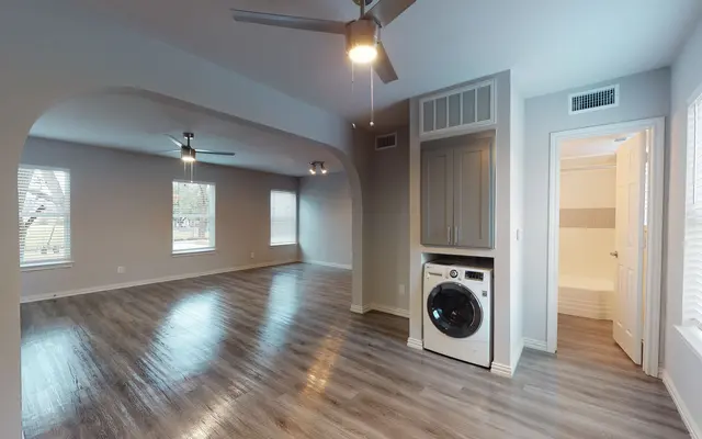 Buckner Park Lofts - Living Room, Appliance, Floor