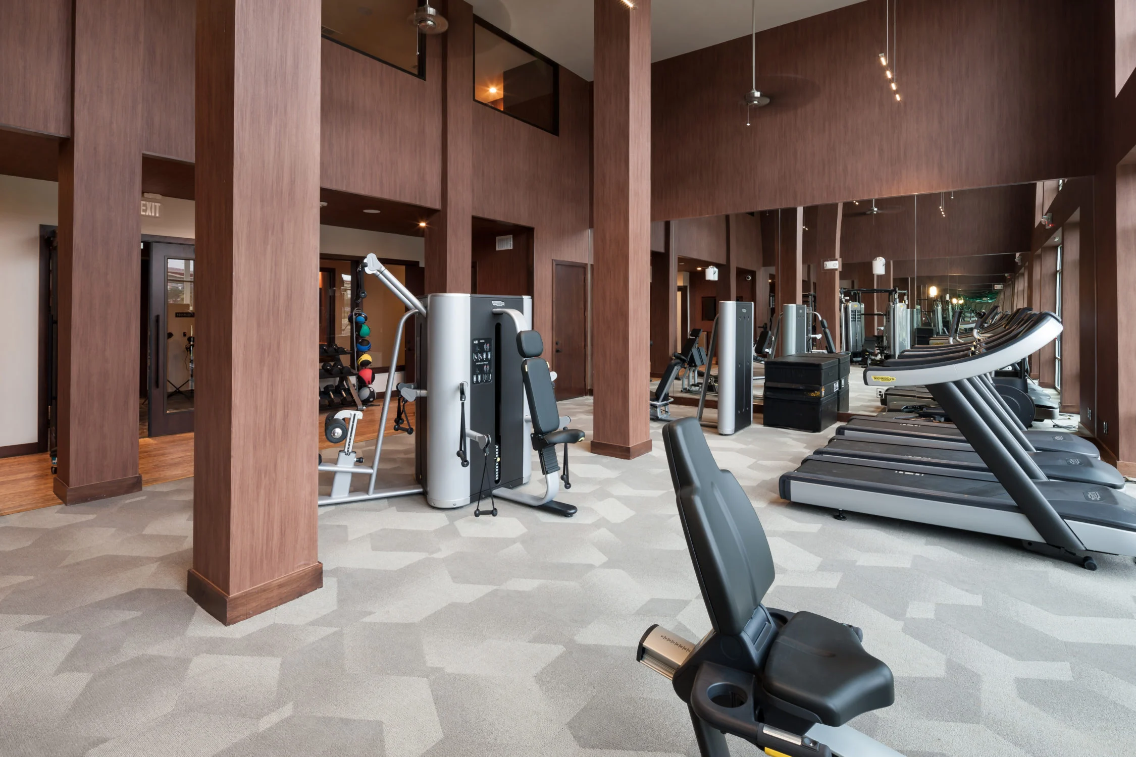 SYNC CityLine - Gym, Chair