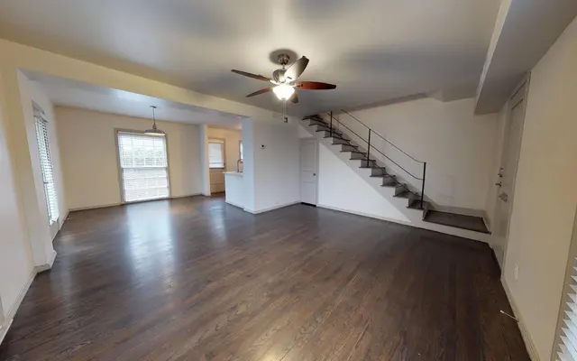 6015 Reiger - Wood, Floor