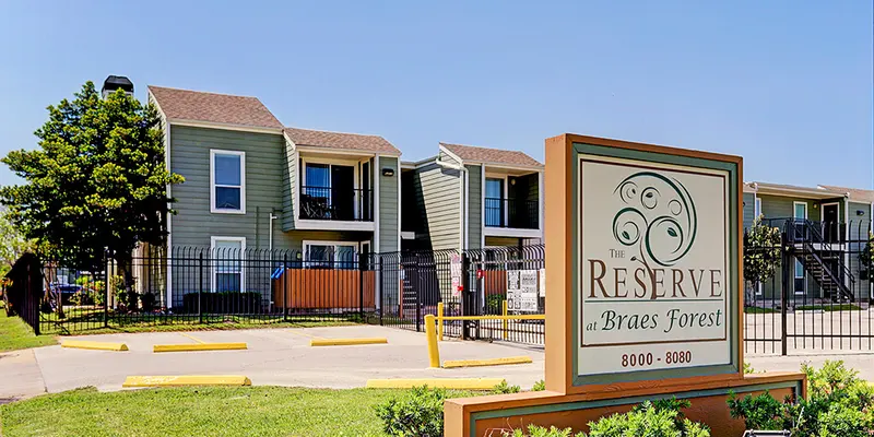 Reserve at Braes Forest Apartments - Exterior