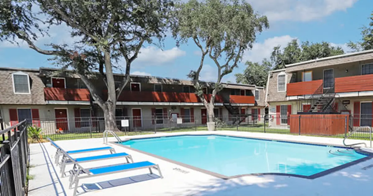 Vista Azul Apartments