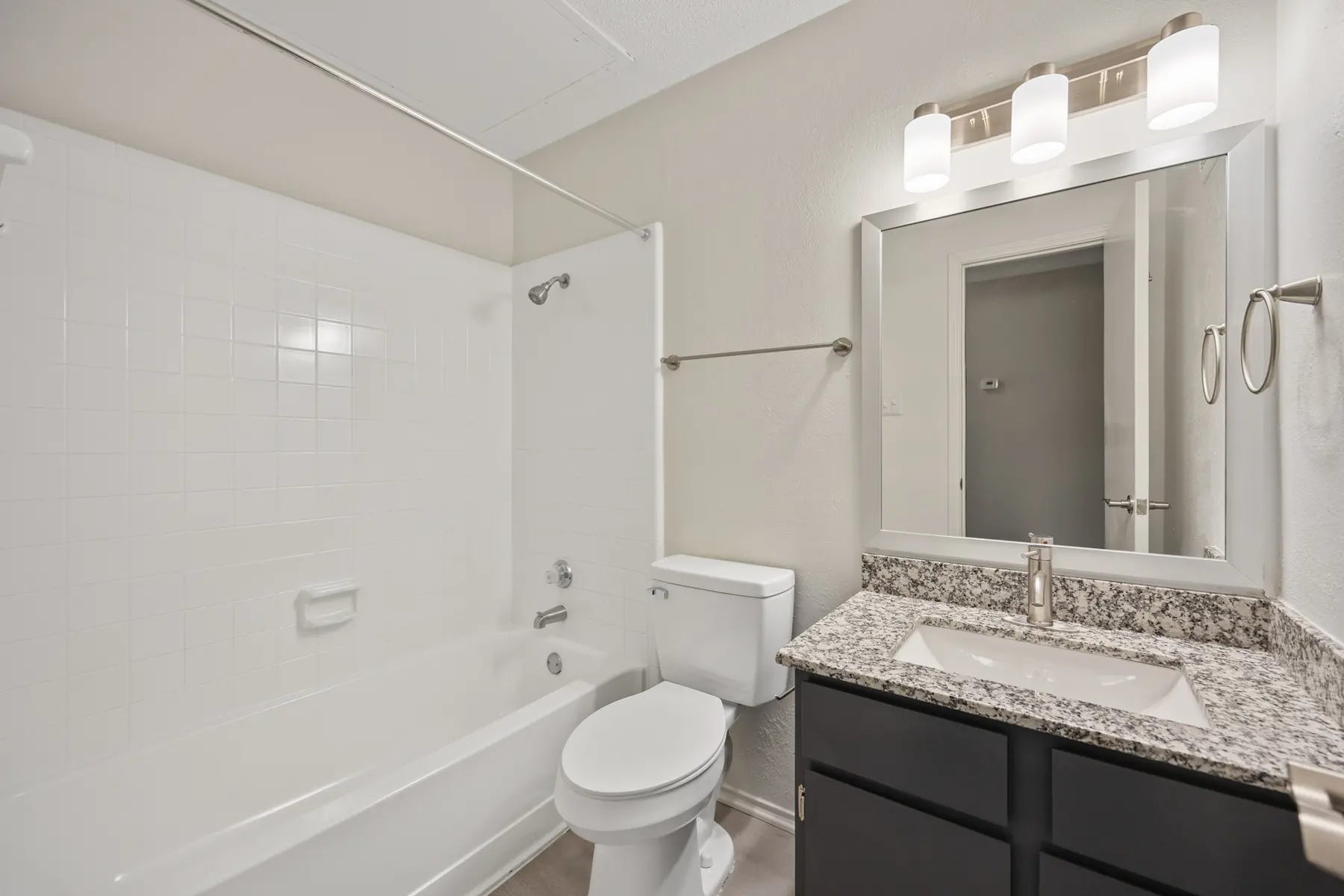 Sink, Sink Faucet, Bathing