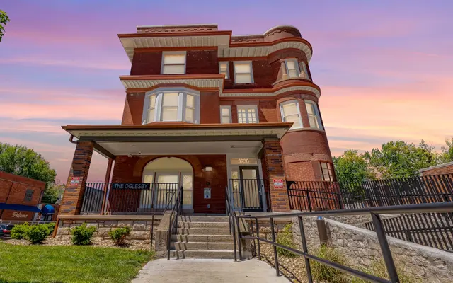 unnamed.webp Housing, House, Portico