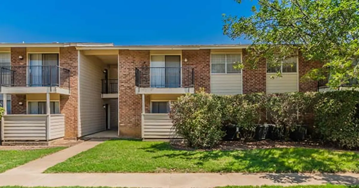 Marina Del Rey Apartments in Grapevine, TX