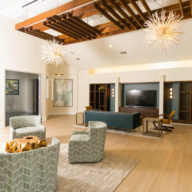 Williamsburg Place - Home Decor, Furniture, Indoors