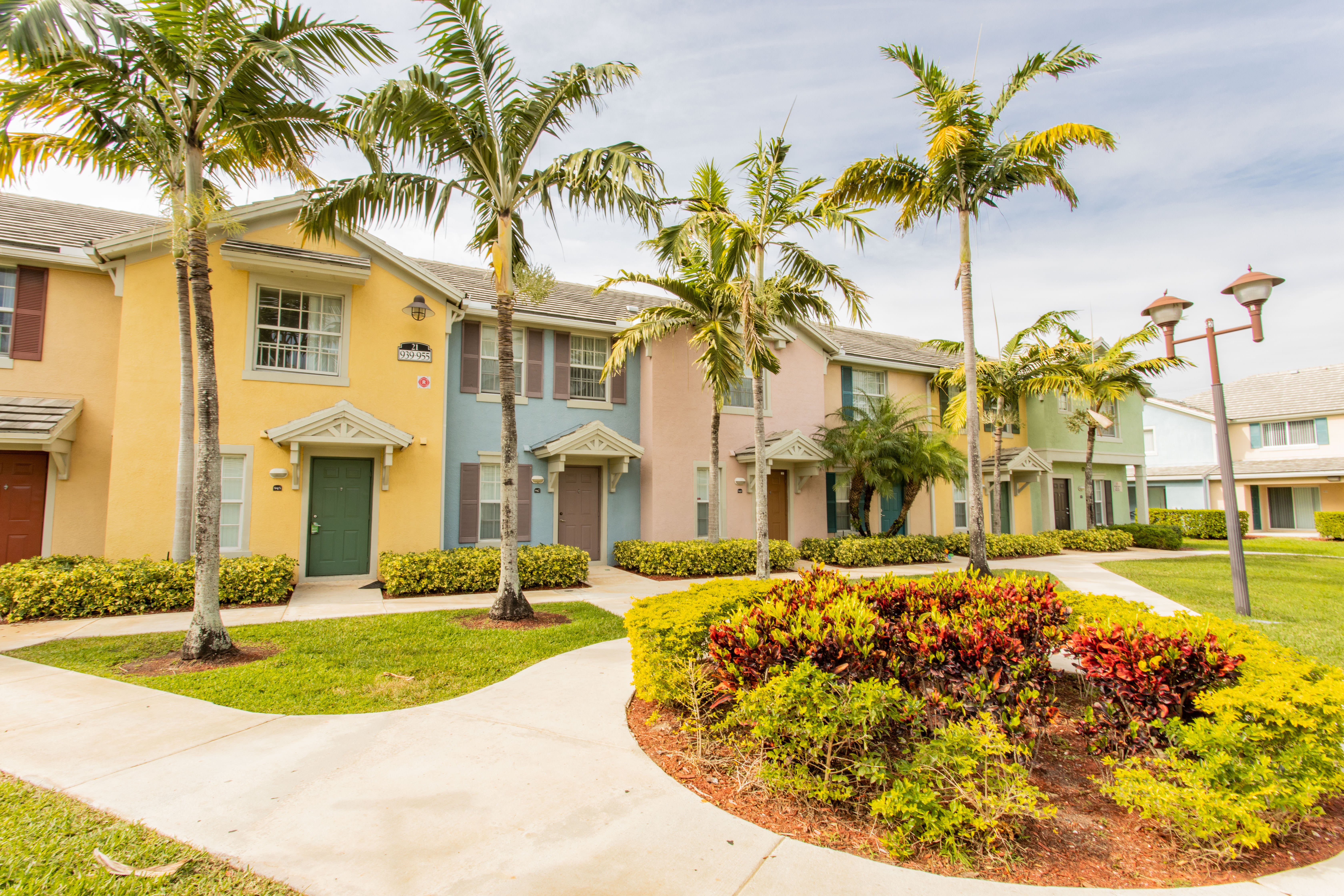 Pinnacle Village Apartments - Building