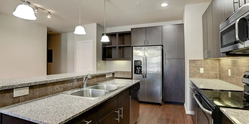 West Lake Park Apartments - Room, kitchen