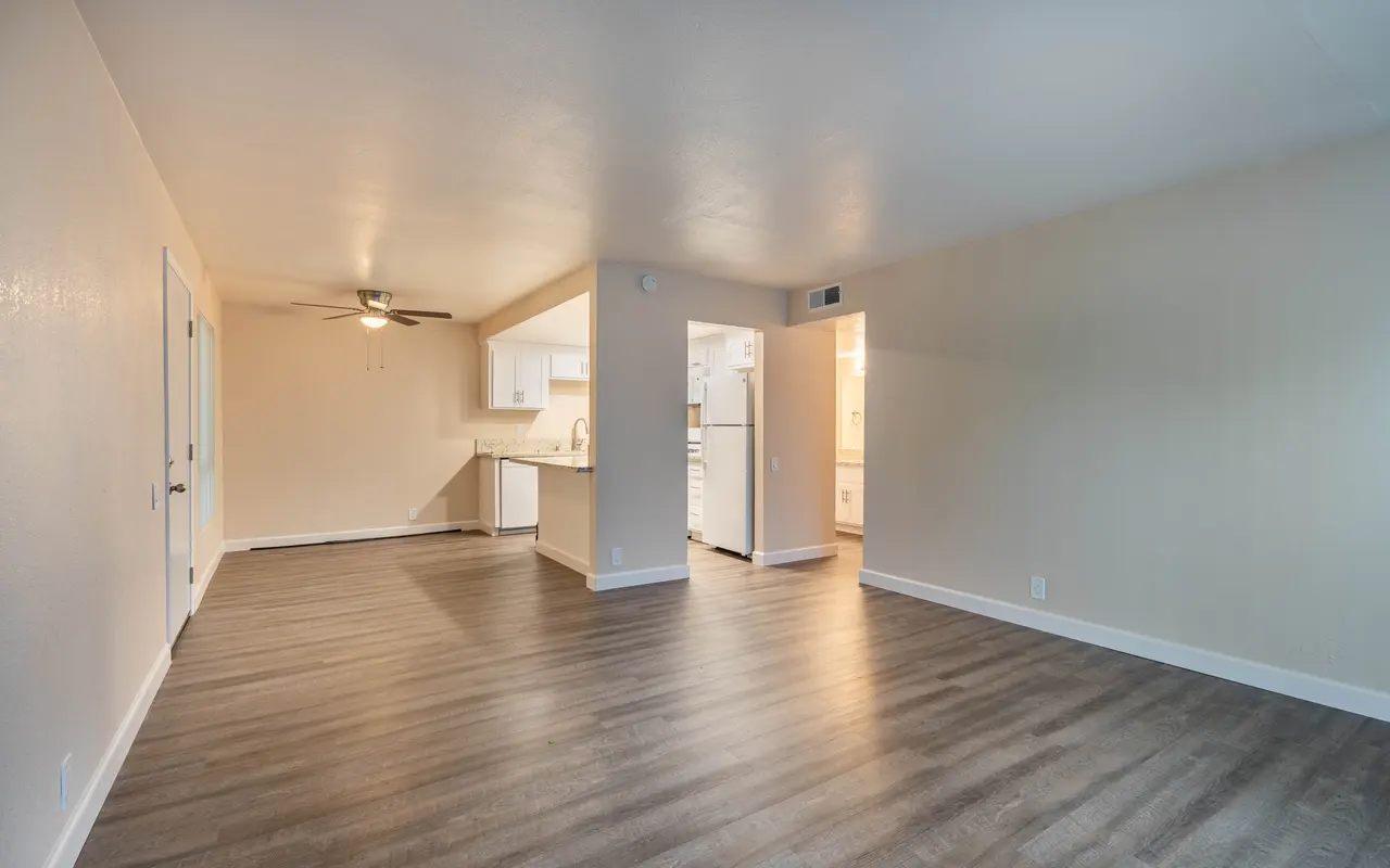Marconi Oaks - Floor, Flooring, Corner