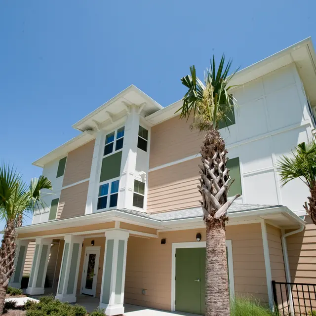 Kenwood Place Apartments - Condo, Housing, City