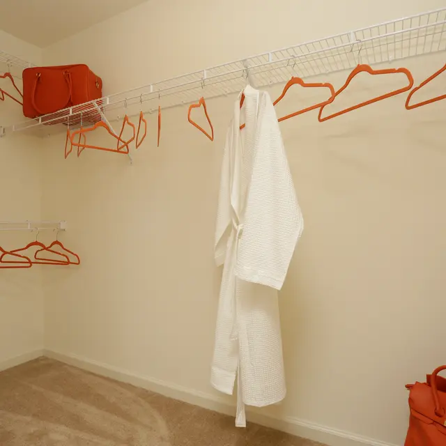 Aventine Asheville - Bag, Handbag, Coat Rack