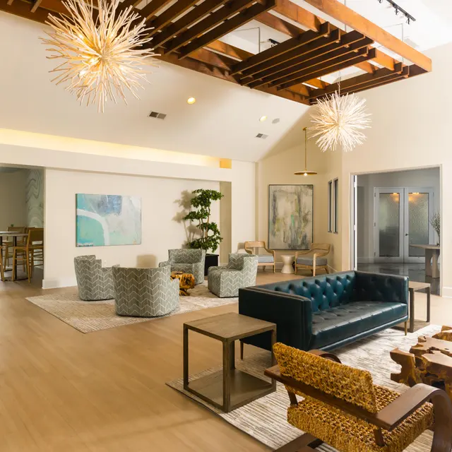 Williamsburg Place - Home Decor, Furniture, Indoors