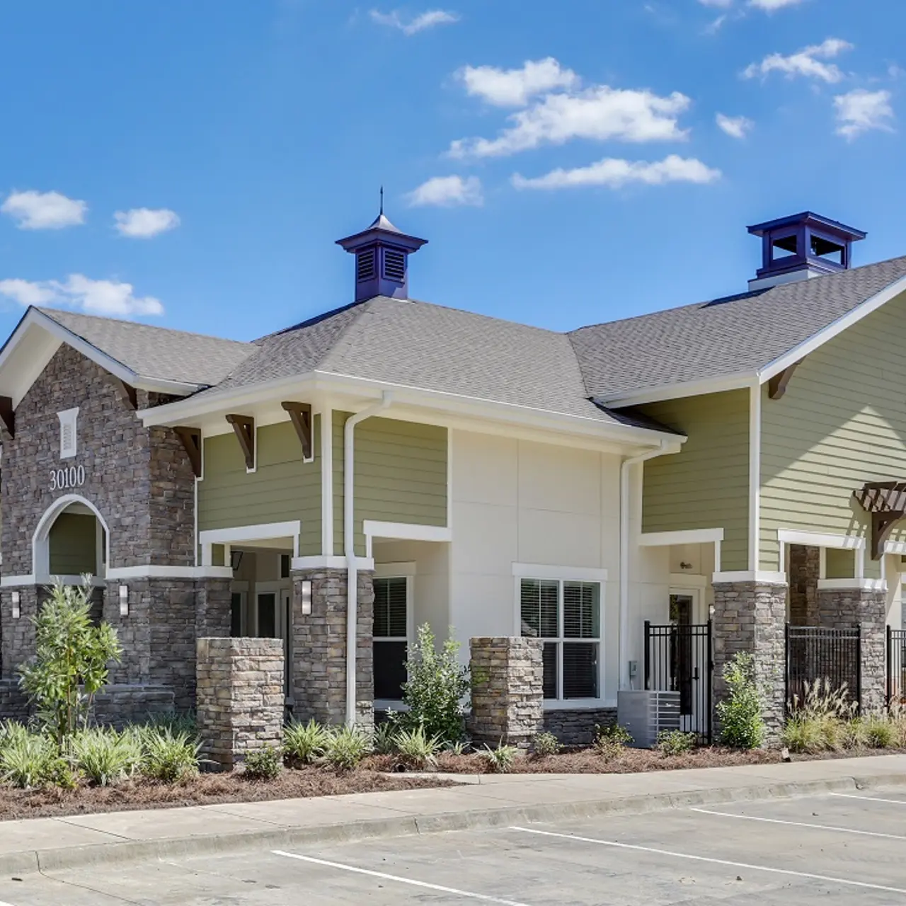 Creekside Crossing - Housing, Suburb, House