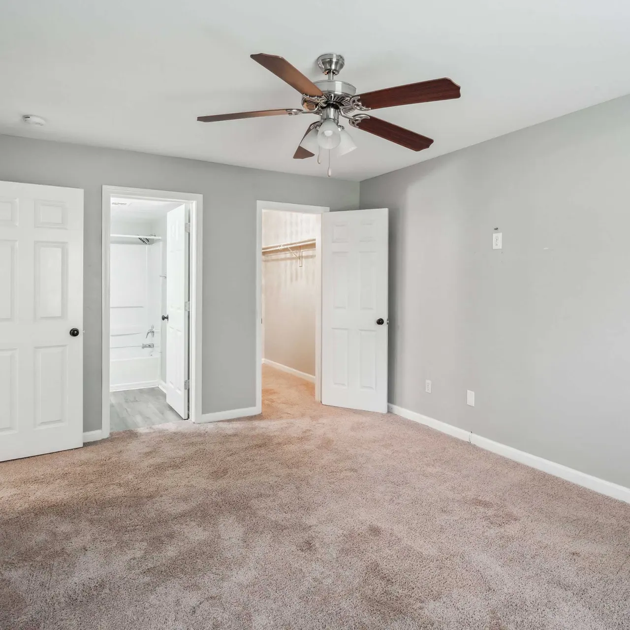 Haltere at New Orleans - Corner, Appliance, Ceiling Fan