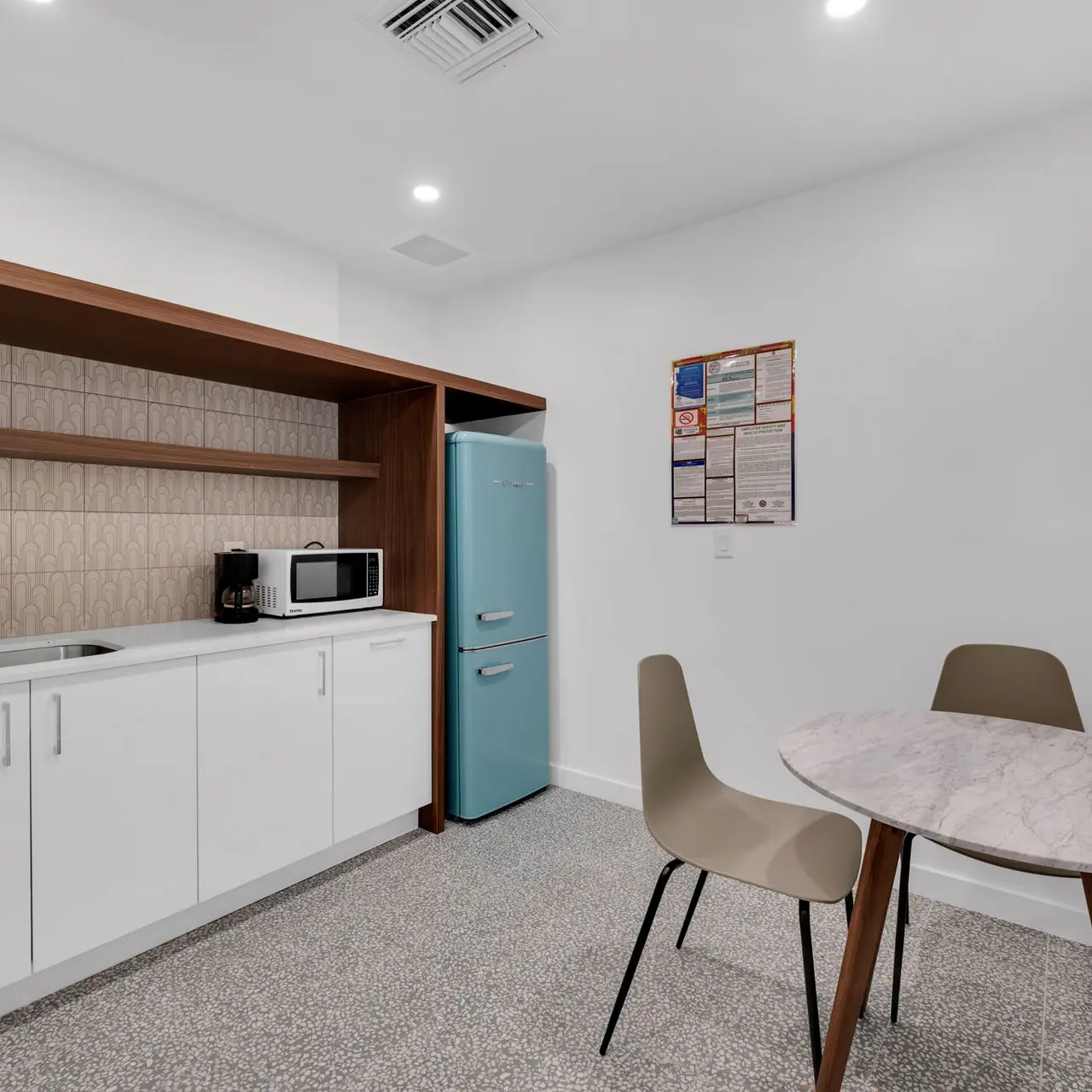 Echelon Echelon - Chair, Furniture, Room