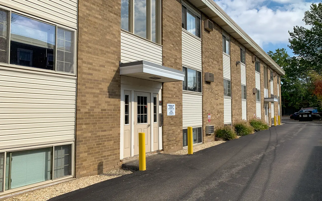 Riverview Club - Housing, City, House