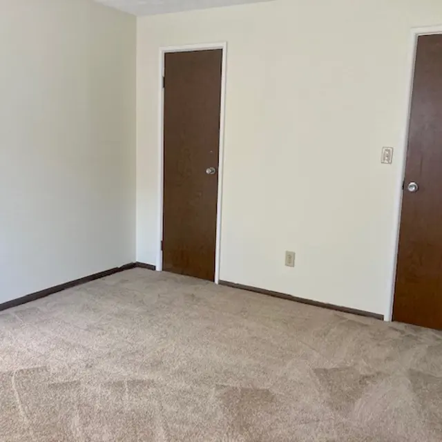 5734-5740 Cheviot Road - Corner, Floor, Flooring