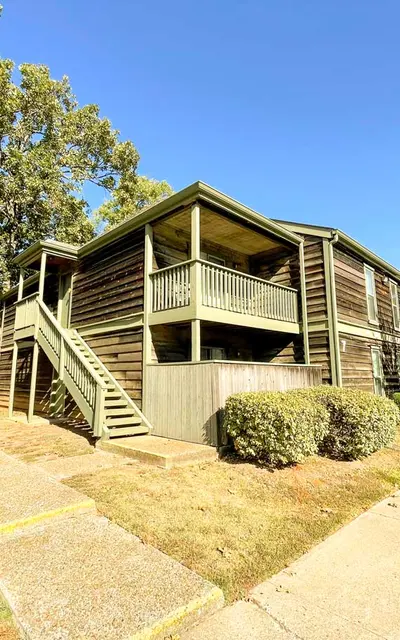 Seasons - Cabin, House