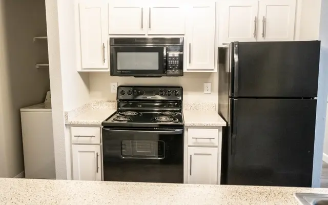 Tahoe at Fair Oaks - Oven, Room