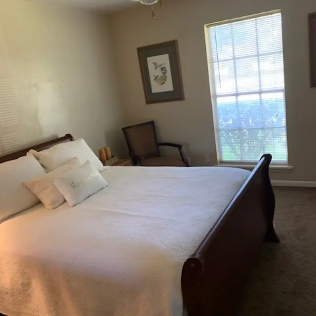 Chateau Apartments Chateau Apartments - Room, Bed