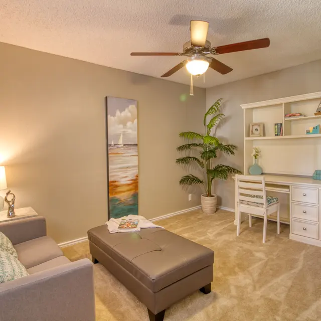 4000 Horizon Hill - Living Room 4000 Horizon Hill - Room, Wood, Floor