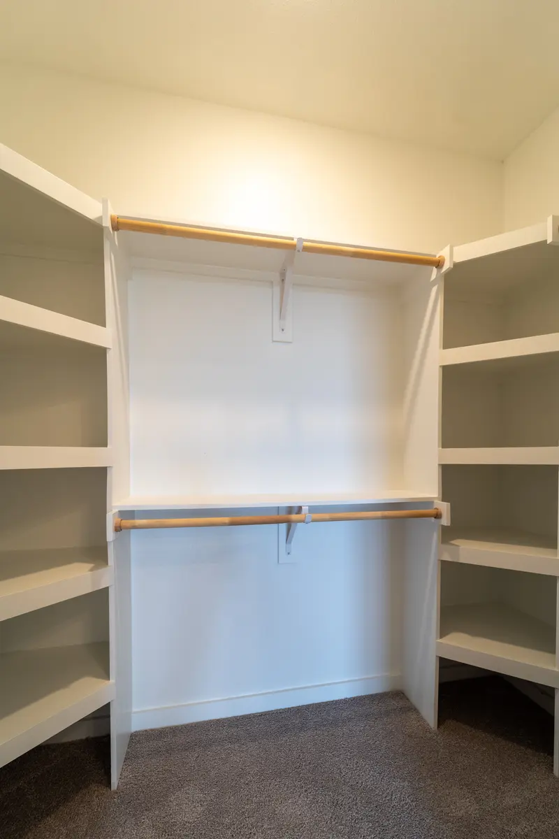 Ellis Highline - Furniture, Cupboard, Closet