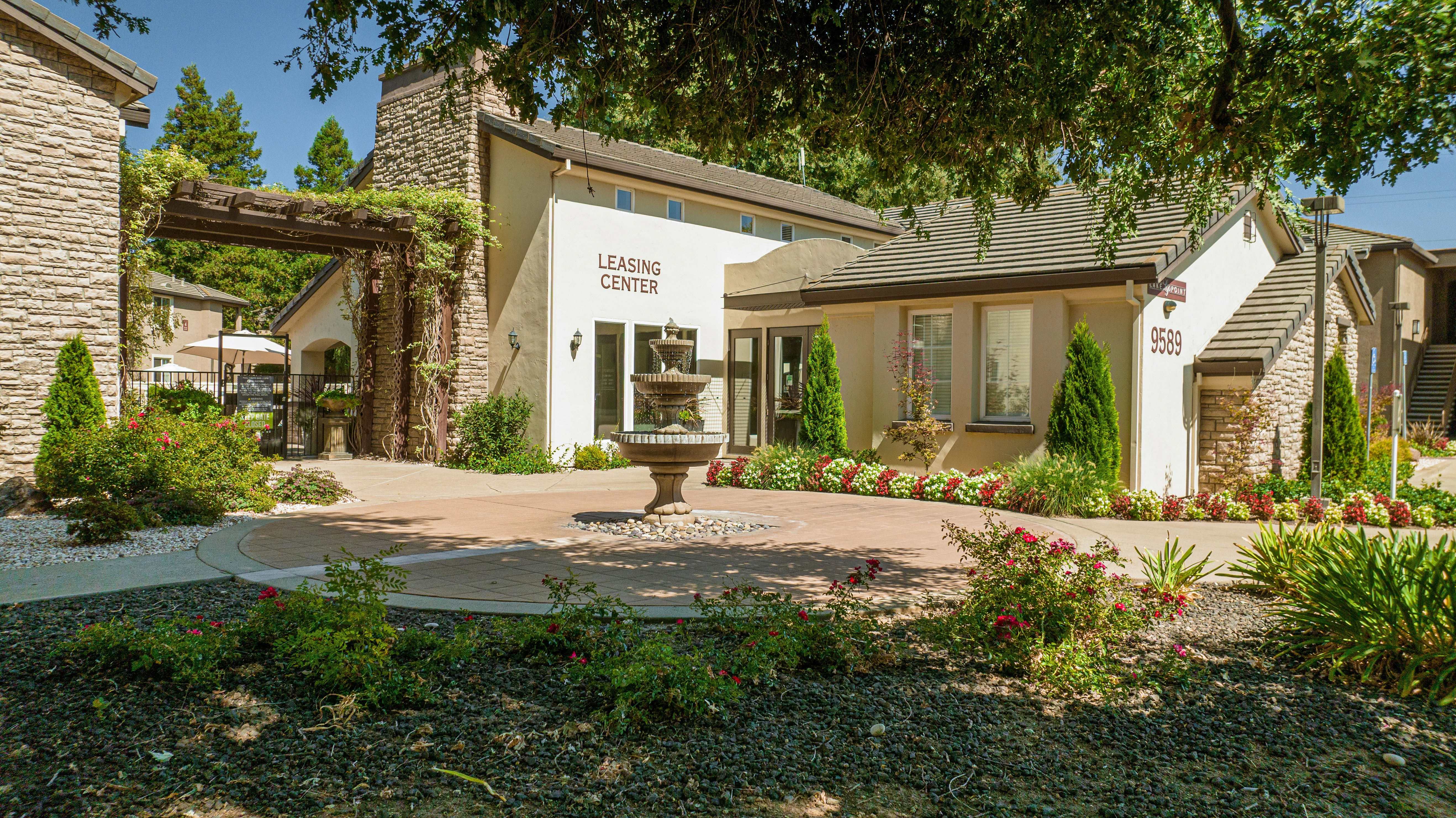 Lake Point - Neighborhood, House, Housing