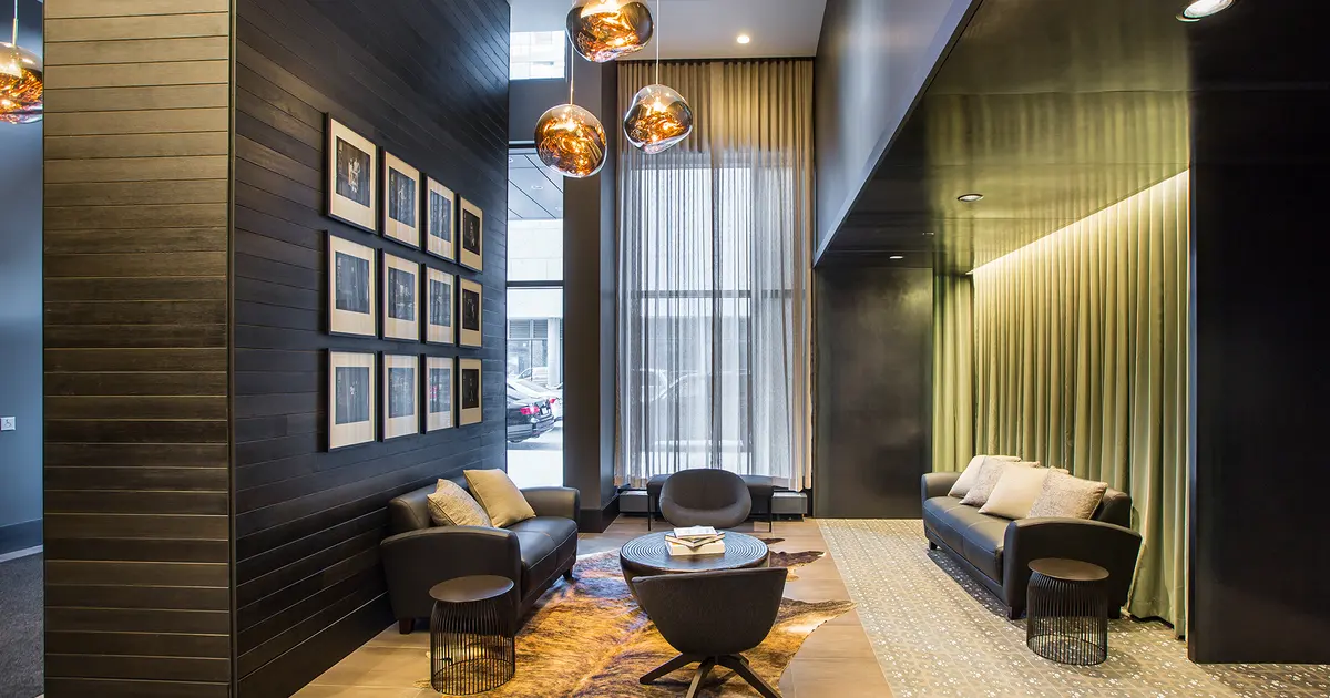 Luxury Apartment Living in River North Chicago | The Gallery on Wells
