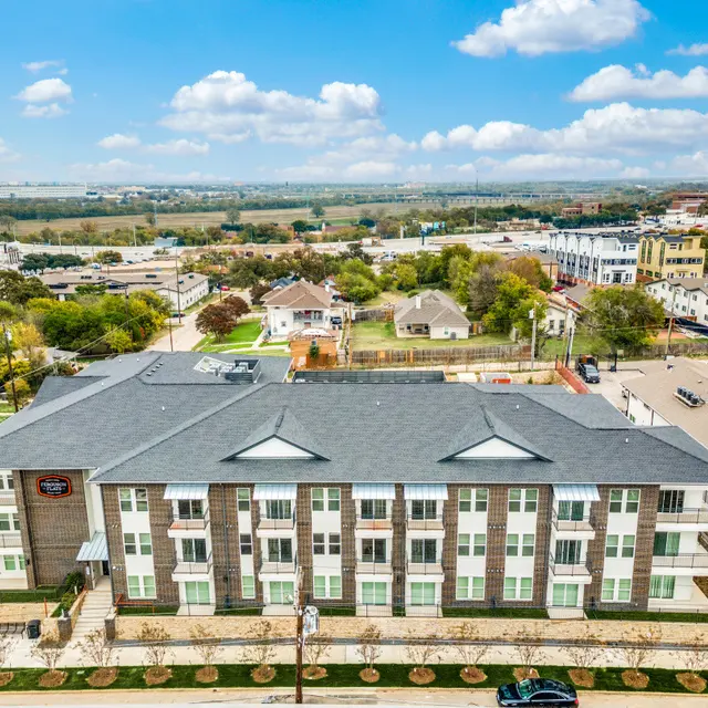 Ferguson Flats - Building, Outdoors, Cityscape